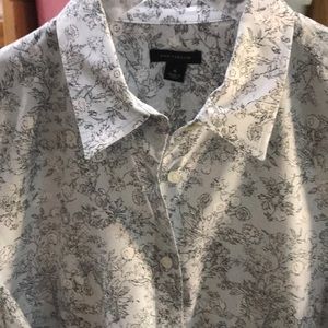 Ann Taylor Button Down Floral Blouse, Size 4